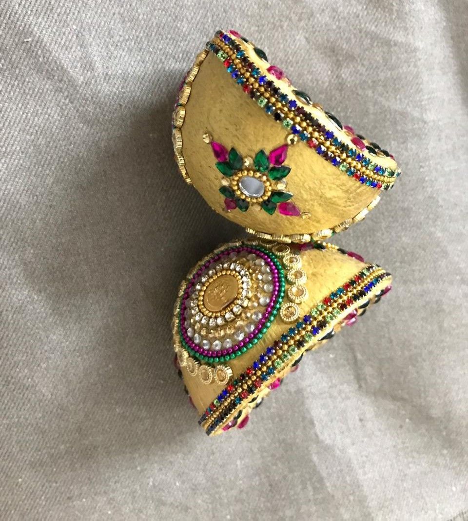 Wedding Decorative Dry Coconuts Style 2