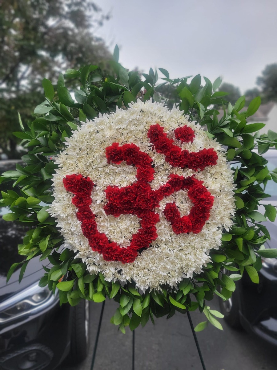 Om Board Flowers