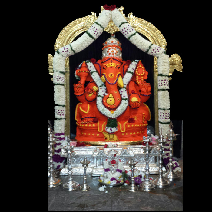 Temple garlands TG 024