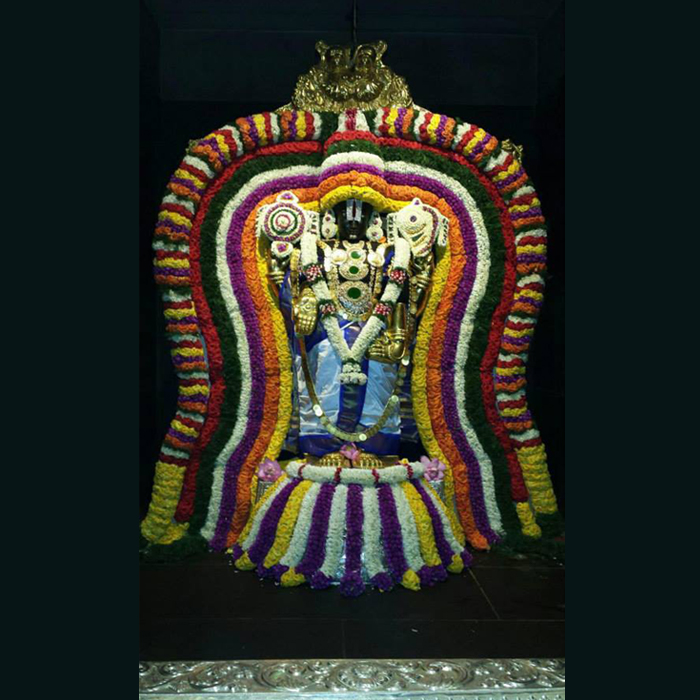 Temple garlands TG029